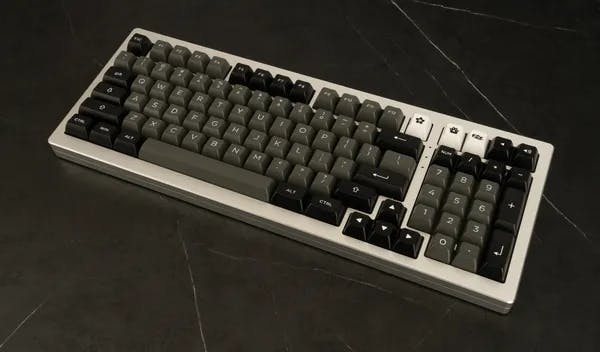 Picture of Black and Silver Keycaps