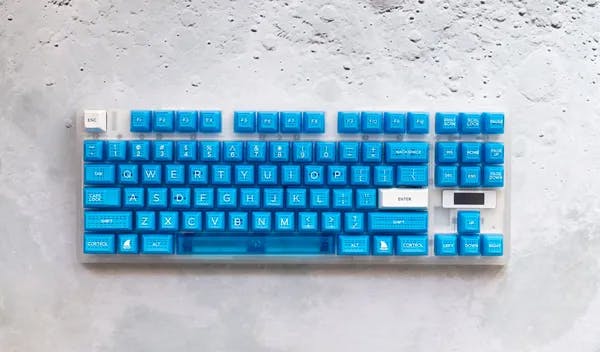 Picture of [In Stock] Domikey SA SeaSurfing Clear Blue ABS Doubleshot Keyset