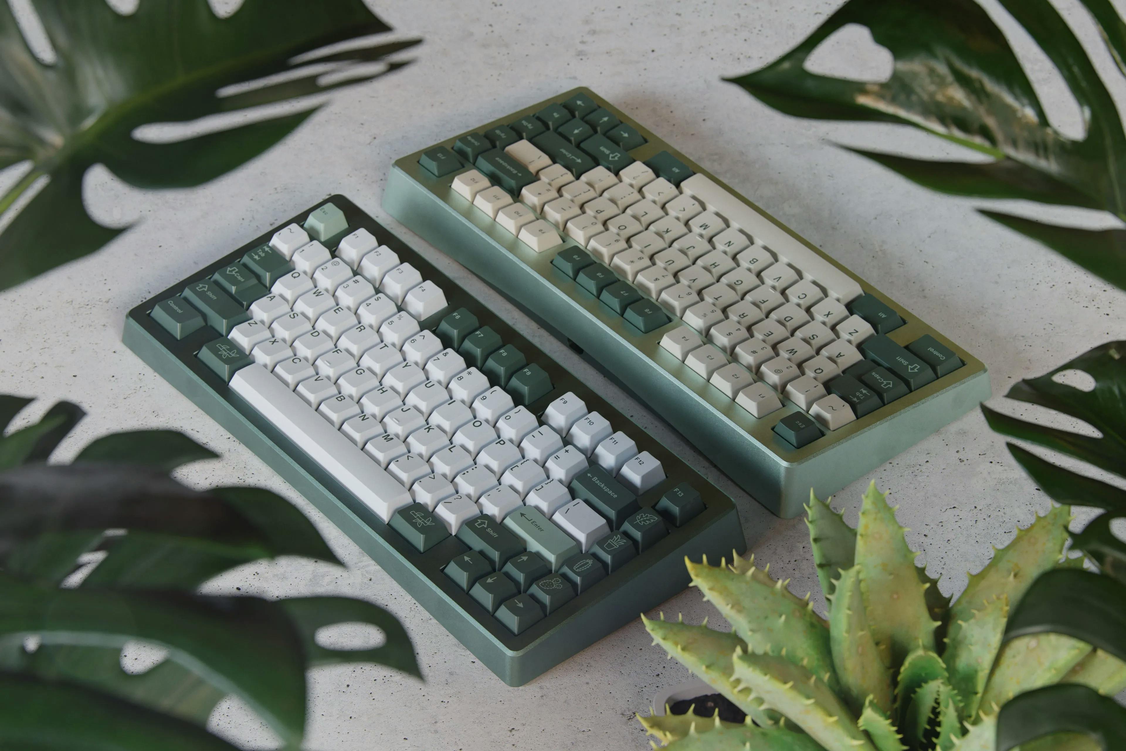 Image for [In Stock] GMK Botanical 2